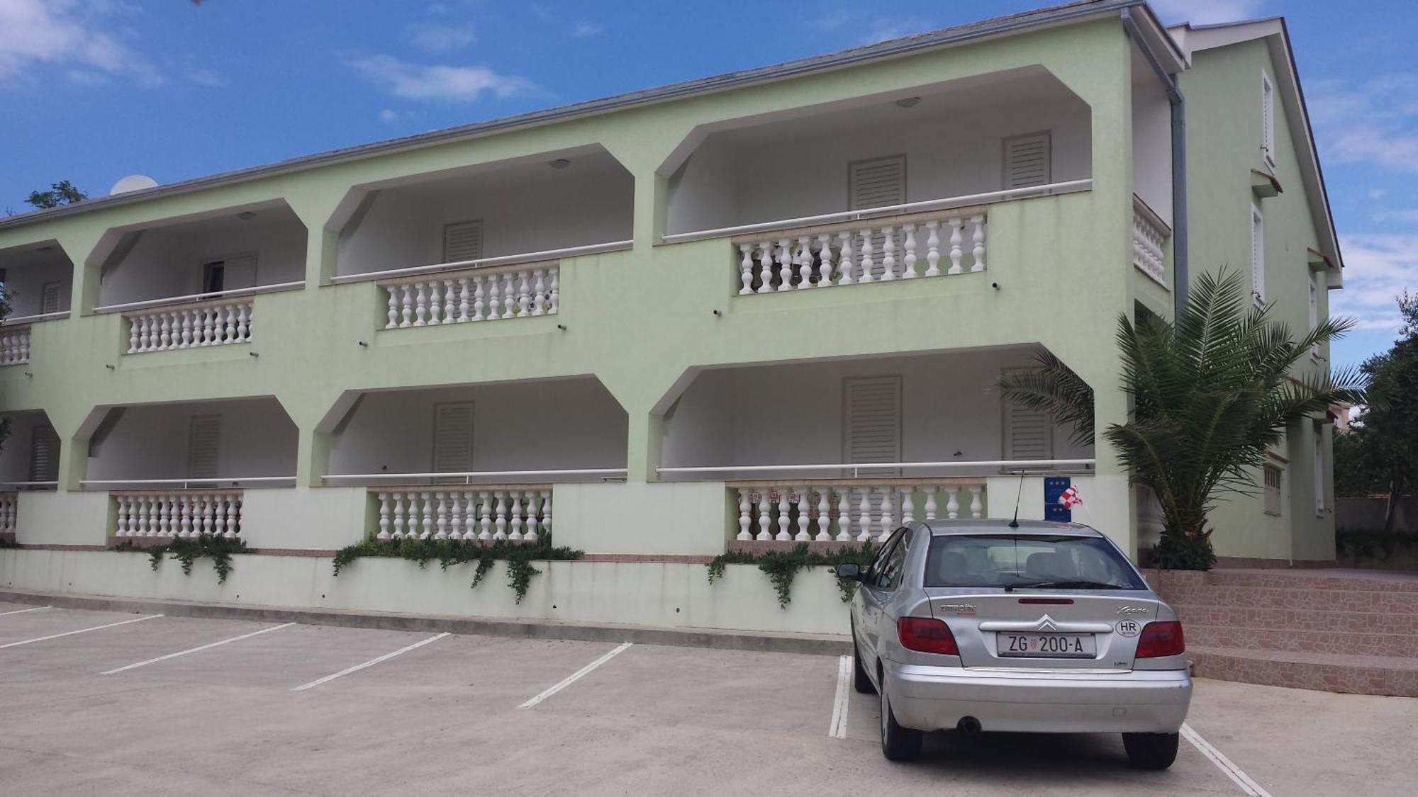 Apartments Svekric 诺瓦利娅 外观 照片