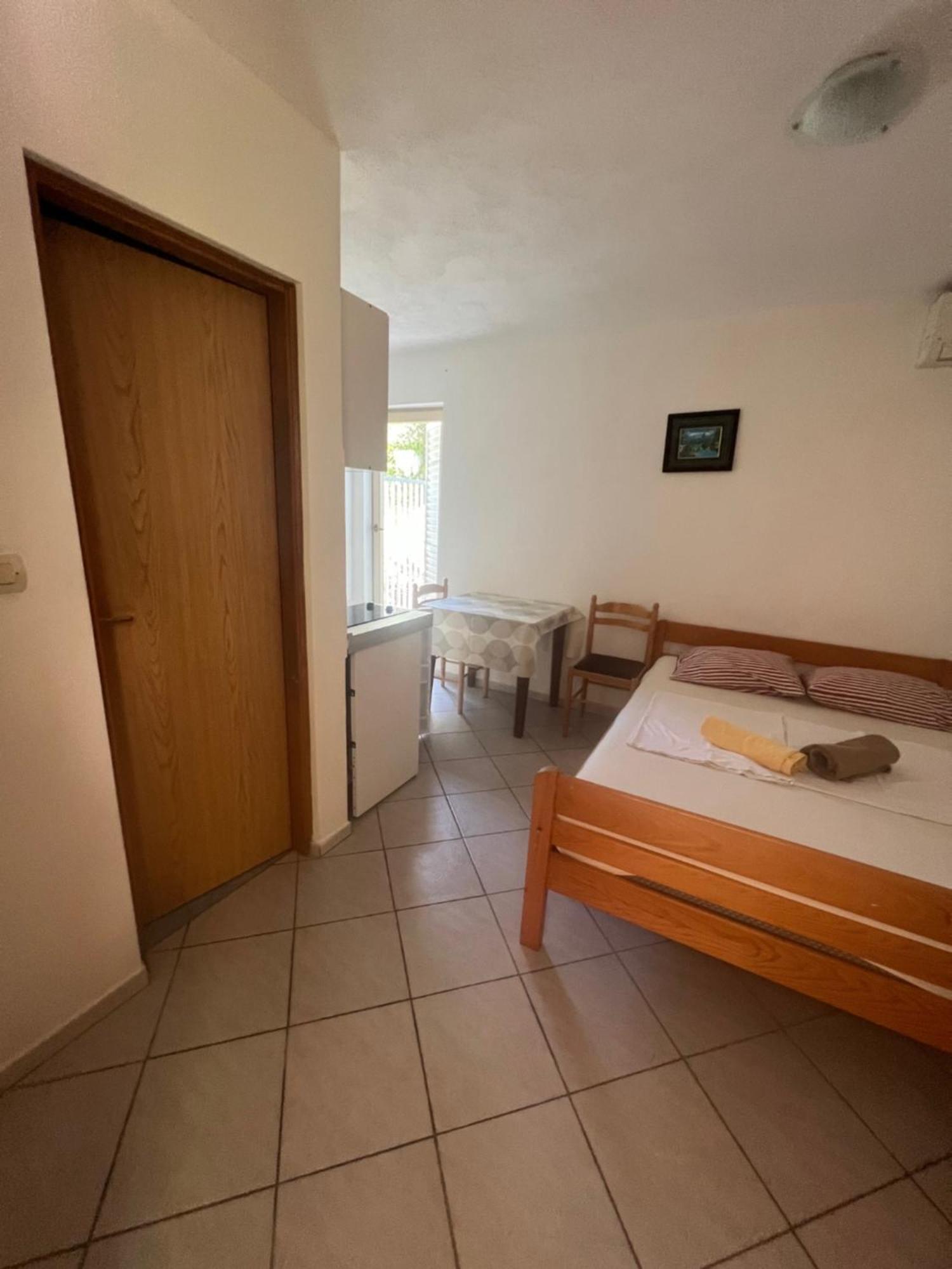 Apartments Svekric 诺瓦利娅 外观 照片